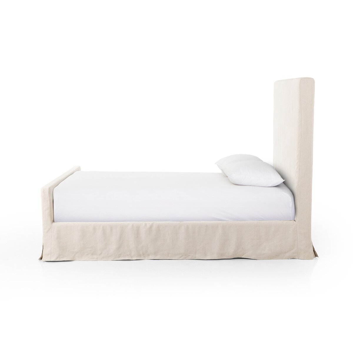 DAPHNE SLIPCOVER BED