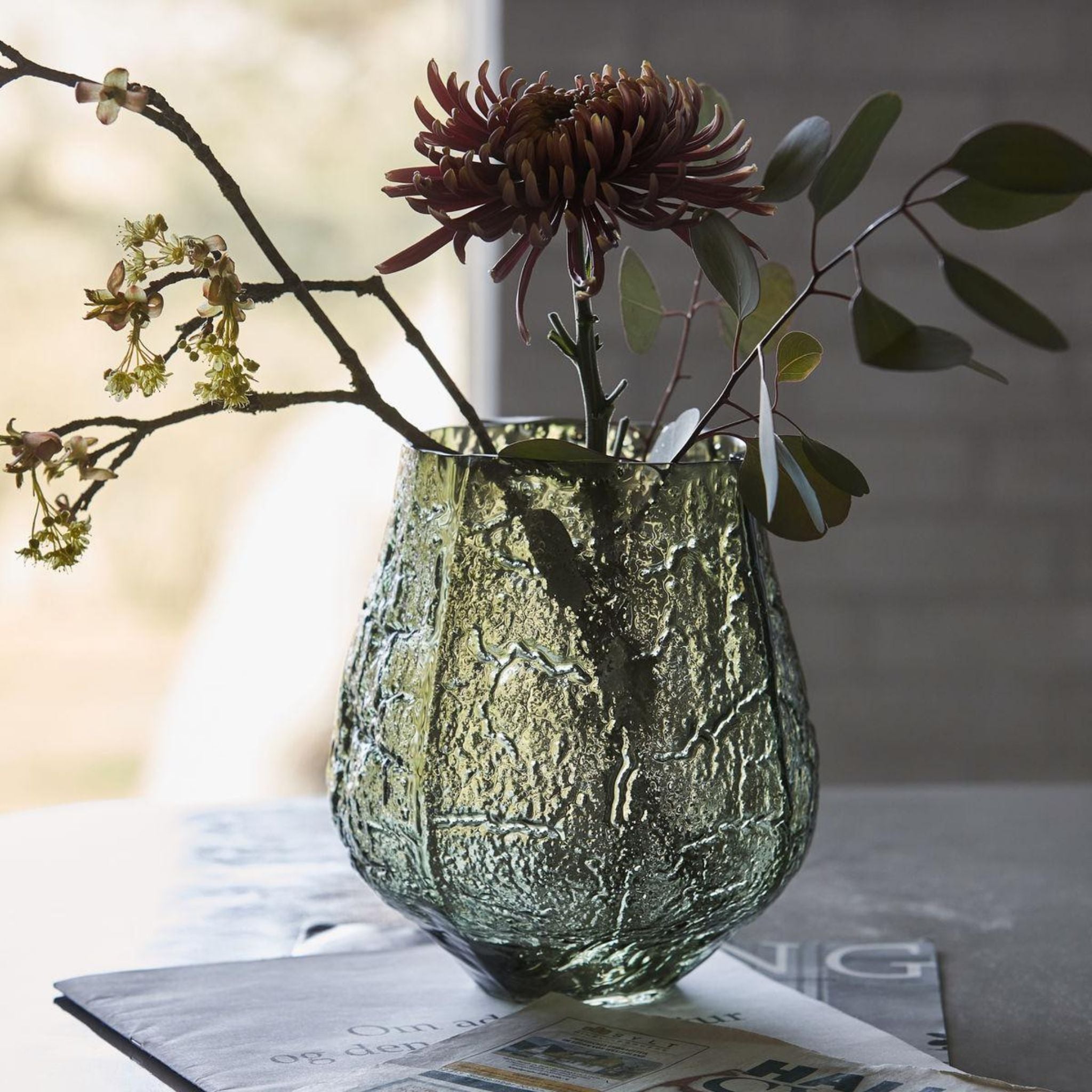 DARK GREEN VASE - Simply Elevated Home Furnishings 