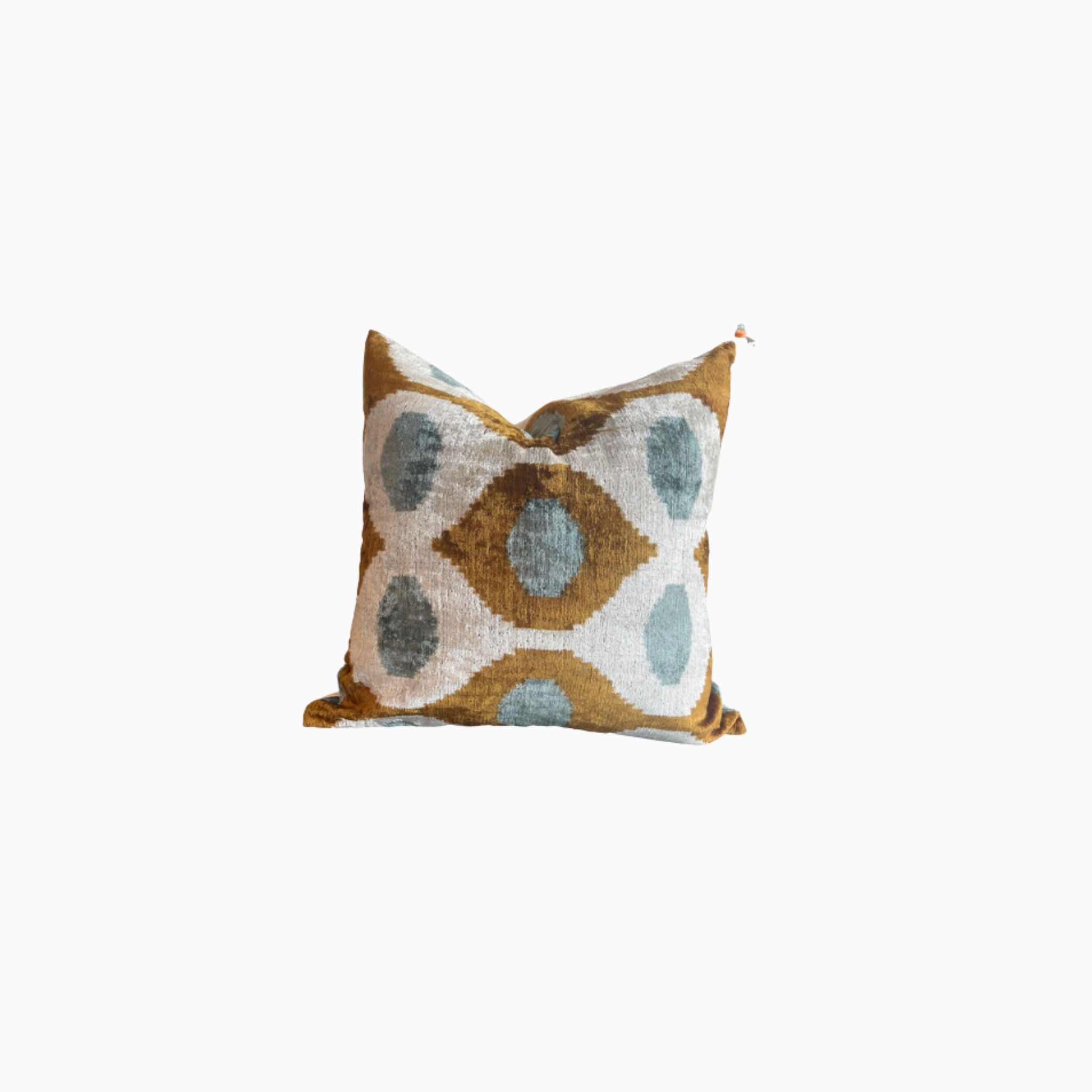 HANNAH THROW PILLOW - Simply Elevated Home Furnishings 