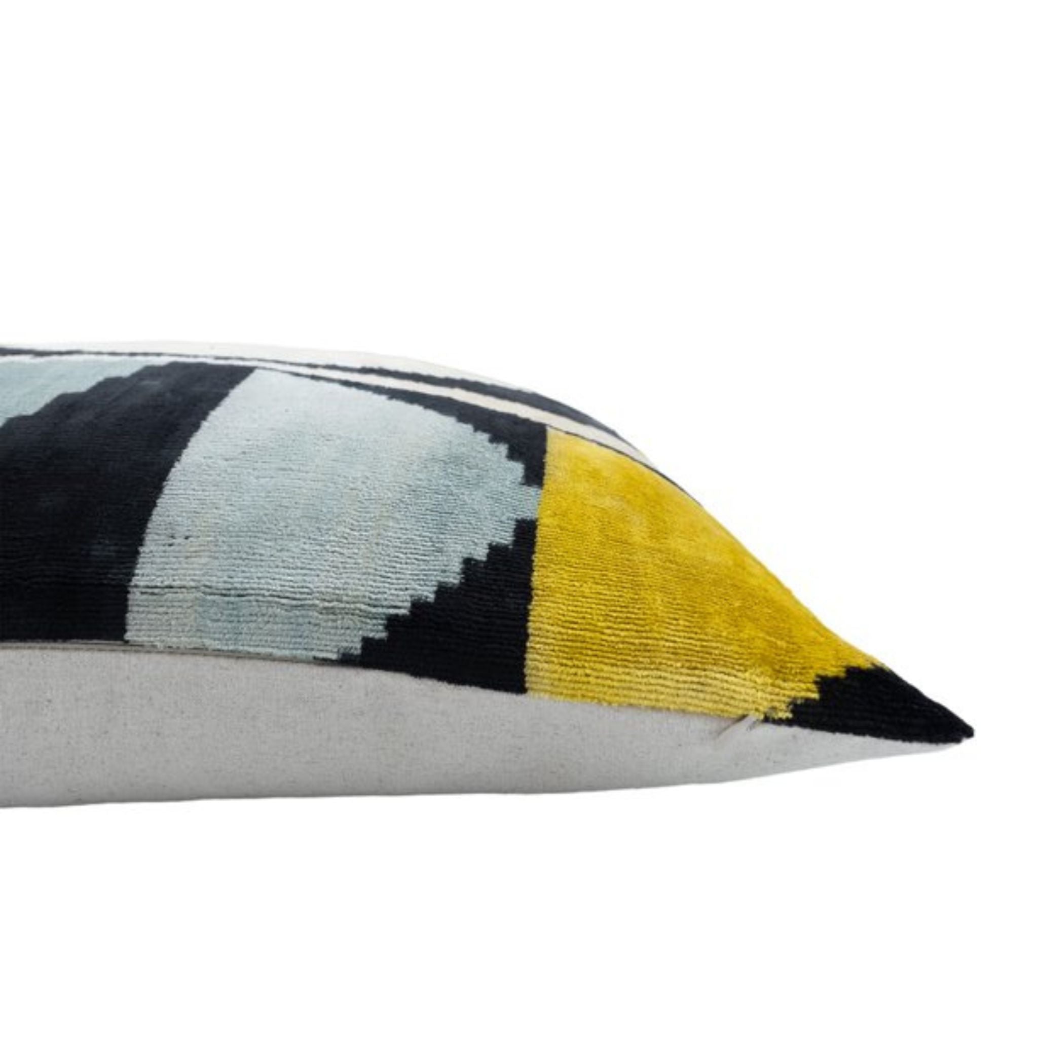 HODAYA THROW PILLOW - Simply Elevated Home Furnishings 