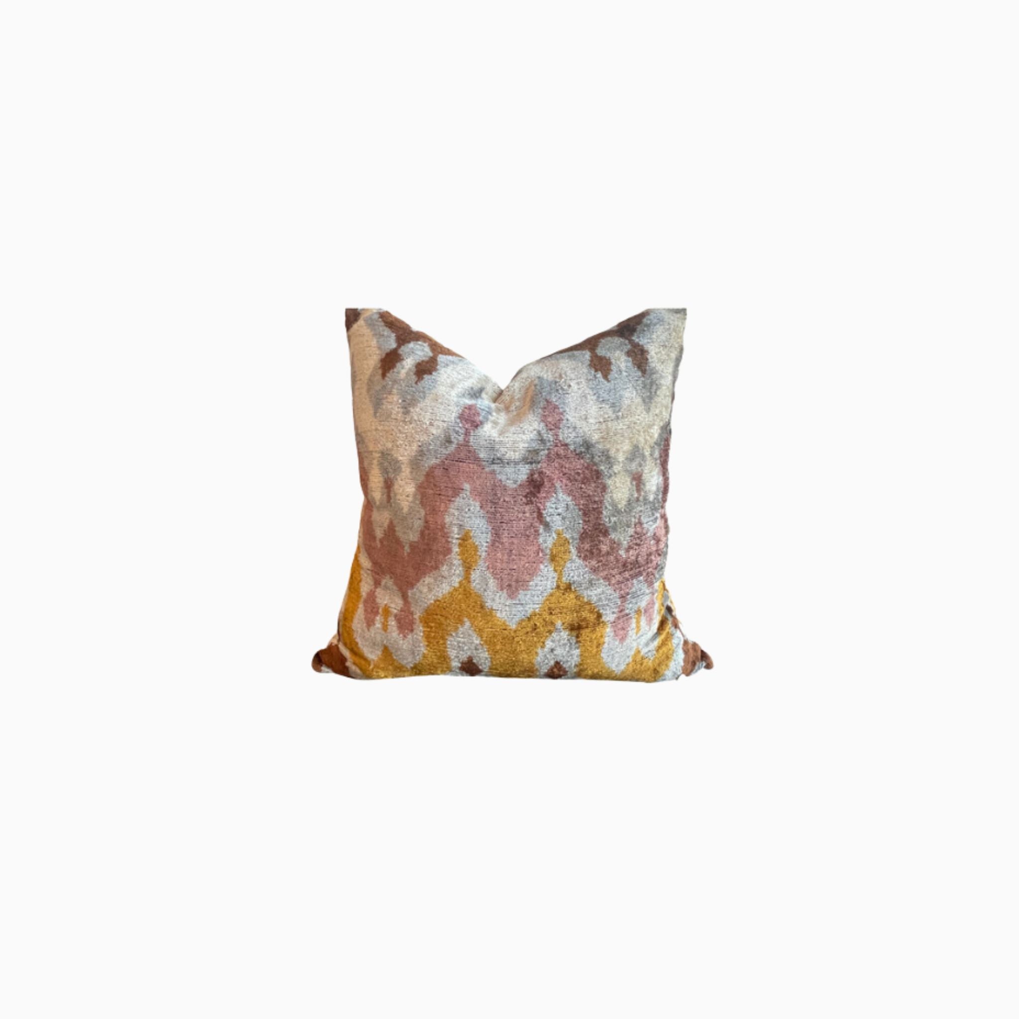 SHULI THROW PILLOW - Simply Elevated Home Furnishings 