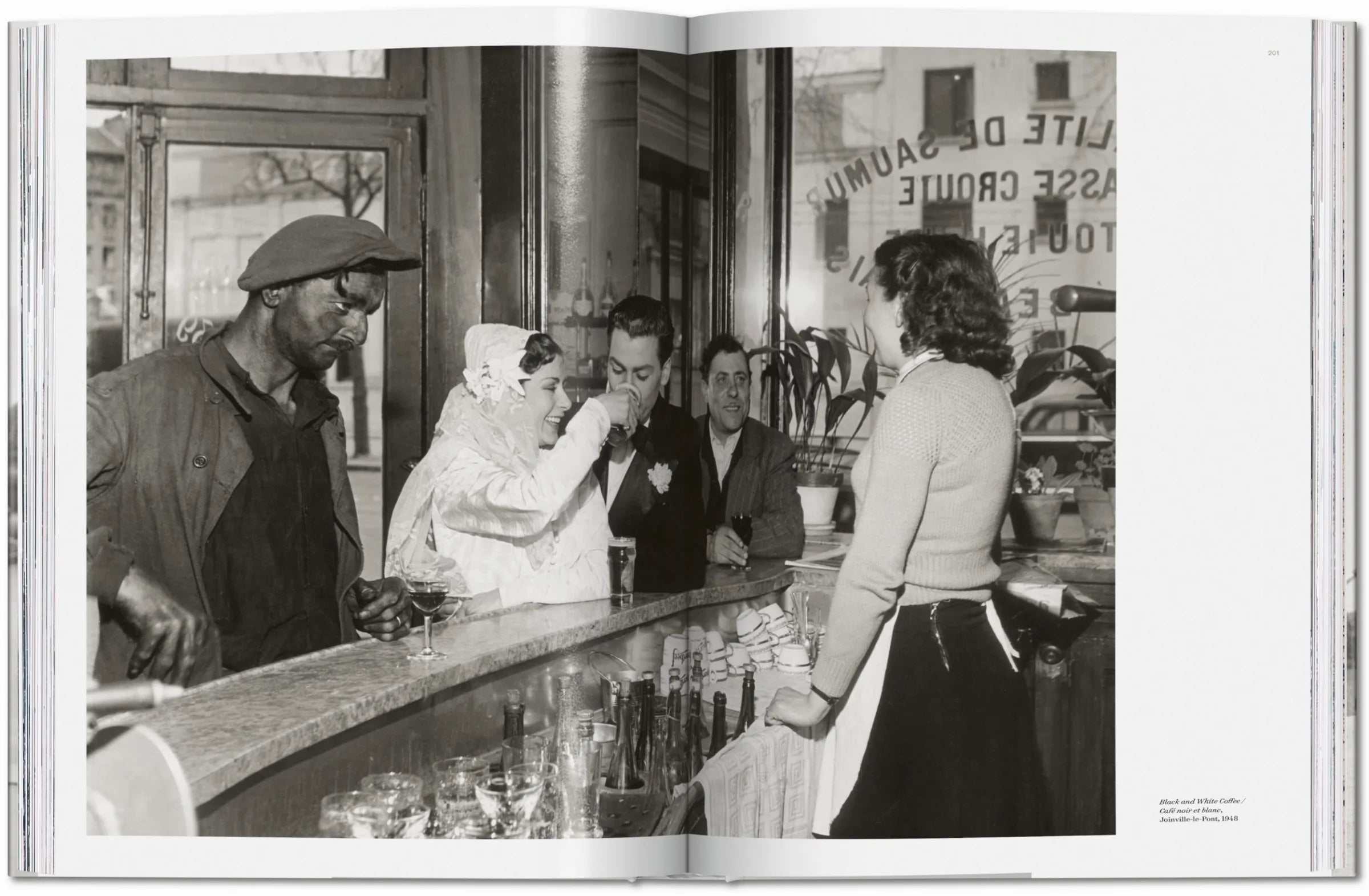 ROBERT DOISNEAU PARIS